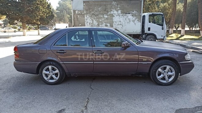 Mercedes C 220 1994, 298,658 km - 2.2 l - Sumqayıt