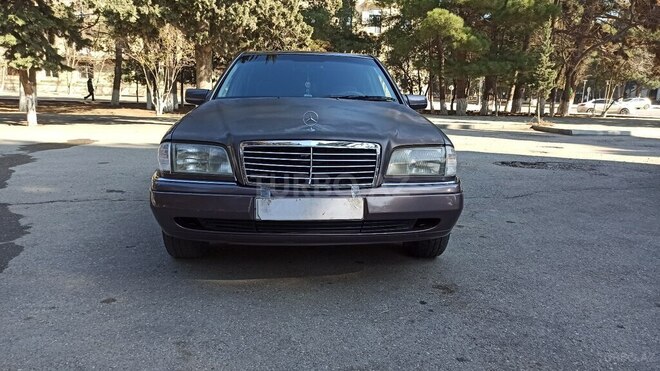 Mercedes C 220 1994, 298,658 km - 2.2 l - Sumqayıt