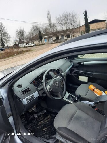 Opel Astra 2006, 202,430 km - 1.4 l - Göyçay