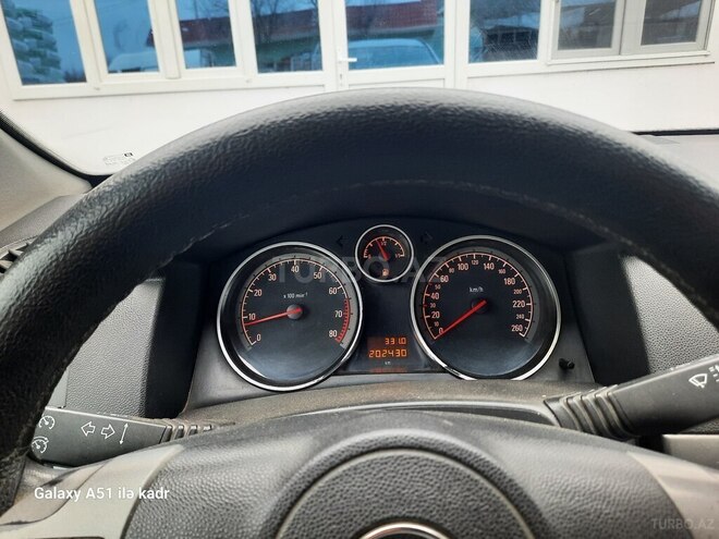 Opel Astra 2006, 202,430 km - 1.4 l - Göyçay