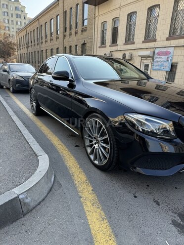 Mercedes E 220 d