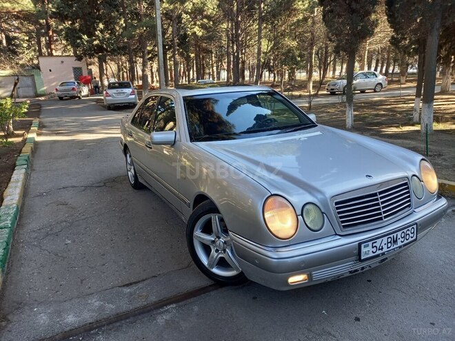Mercedes E 240 1999, 377,700 km - 2.4 l - Sumqayıt
