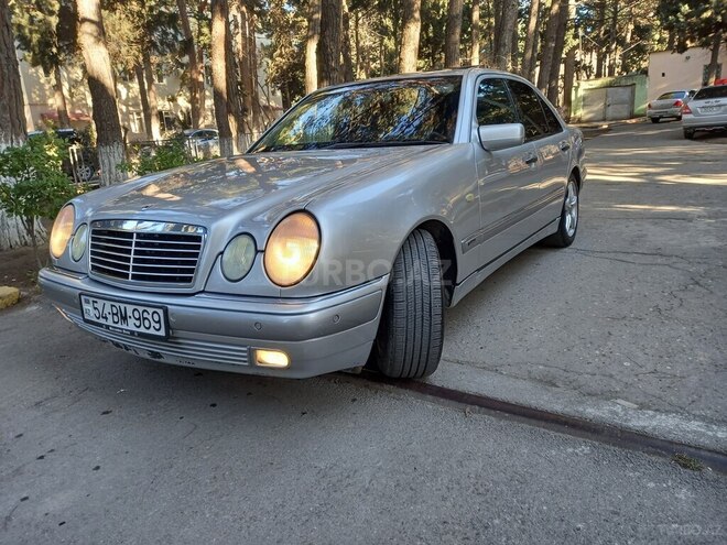 Mercedes E 240 1999, 377,700 km - 2.4 l - Sumqayıt