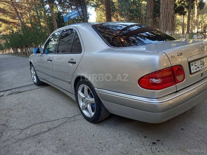 Mercedes E 240 1999, 377,700 km - 2.4 l - Sumqayıt