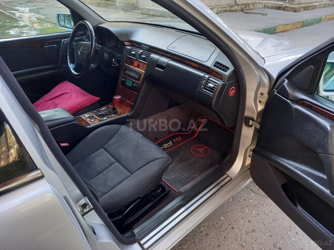 Mercedes E 240 1999, 377,700 km - 2.4 l - Sumqayıt