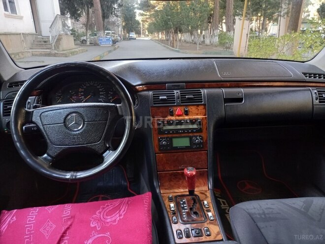 Mercedes E 240 1999, 377,700 km - 2.4 l - Sumqayıt