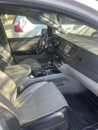 Kia Carnival 2018, 99,100 km - 2.2 l - Bakı