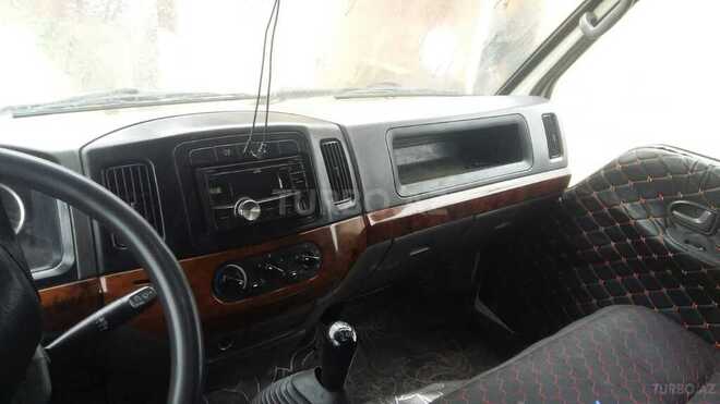 Isuzu NKR 55 E 2010, 258,078 km - 3.9 l - Balakən