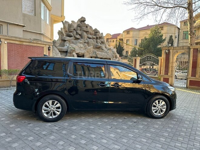 Kia Carnival 2017, 186,000 km - 2.2 l - Bakı