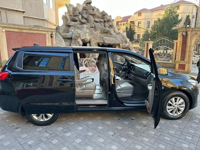 Kia Carnival 2017, 186,000 km - 2.2 l - Bakı