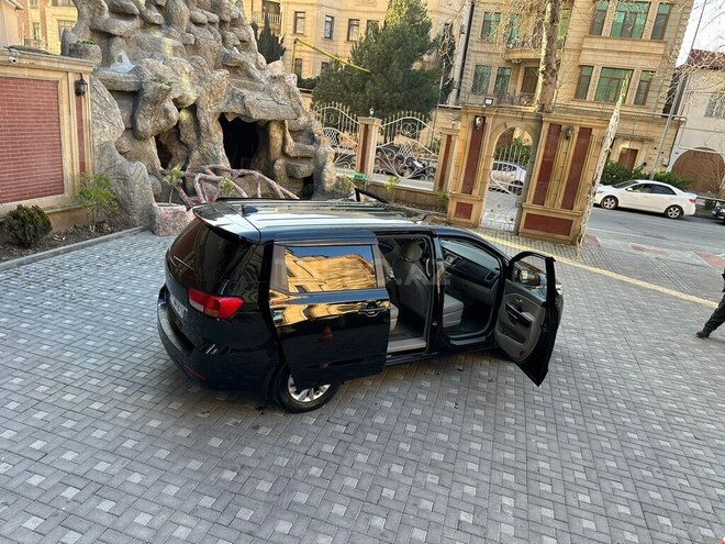 Kia Carnival 2017, 186,000 km - 2.2 l - Bakı
