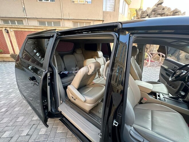 Kia Carnival 2017, 186,000 km - 2.2 l - Bakı