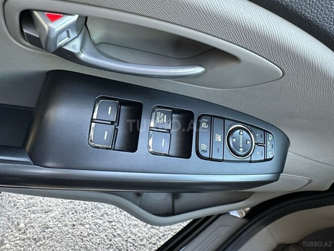 Kia Carnival 2017, 186,000 km - 2.2 l - Bakı