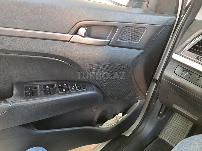 Hyundai Elantra 2016, 187,500 km - 1.6 l - Bakı