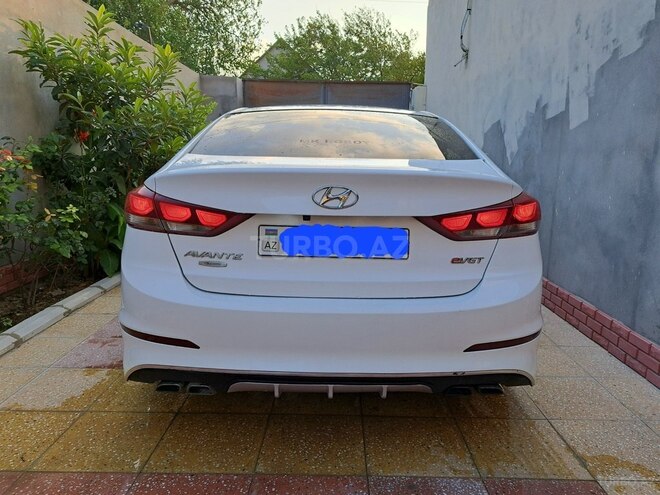 Hyundai Elantra 2016, 187,500 km - 1.6 l - Bakı