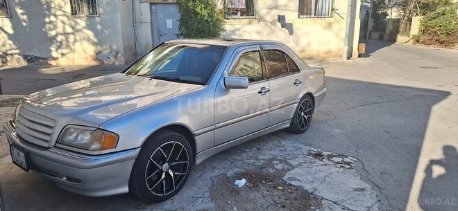 Mercedes C 230 1998, 300,877 km - 2.3 л - Bakı
