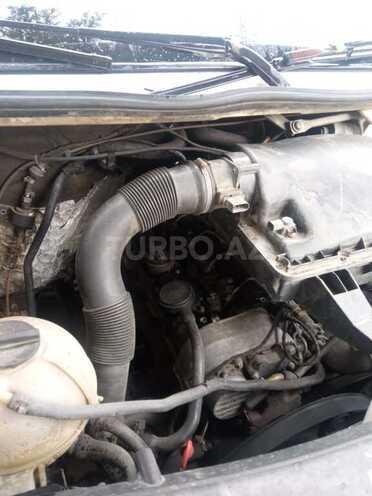 Volkswagen Crafter 2008, 150,000 km - 2.7 l - Bakı