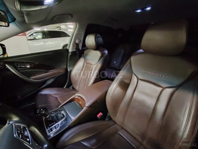 Hyundai Grandeur 2015, 178,000 km - 2.2 l - Bakı