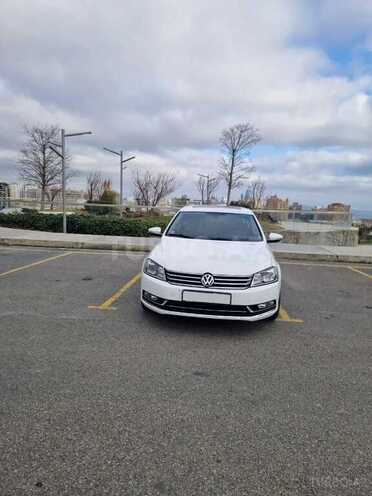 Volkswagen Passat 2014, 184,000 km - 1.8 l - Bakı