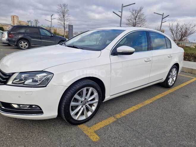 Volkswagen Passat 2014, 184,000 km - 1.8 l - Bakı