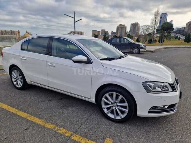Volkswagen Passat 2014, 184,000 km - 1.8 l - Bakı