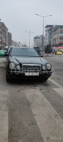Mercedes E 220 1997, 93,333 km - 2.2 l - Babək