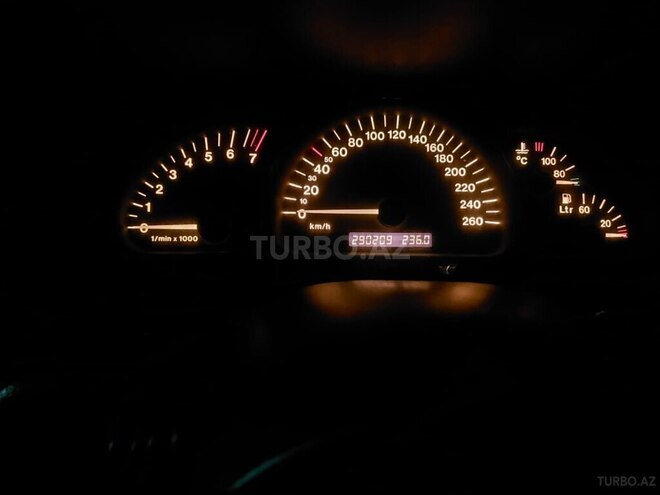 Opel Vectra 1999, 290,000 km - 2.0 l - Qax