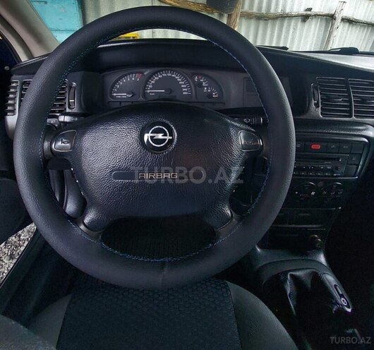 Opel Vectra 1999, 290,000 km - 2.0 l - Qax
