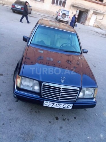 Mercedes E 220 1995, 485,000 km - 2.2 l - Bakı