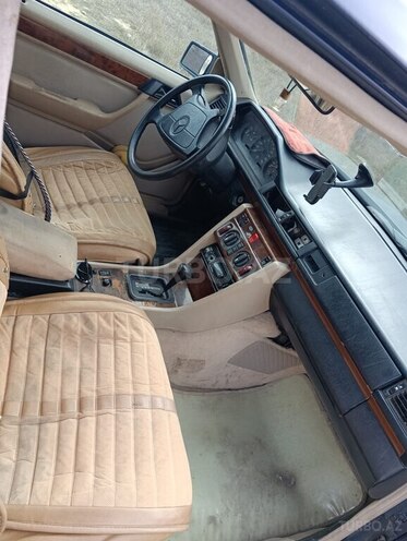 Mercedes E 220 1995, 485,000 km - 2.2 l - Bakı