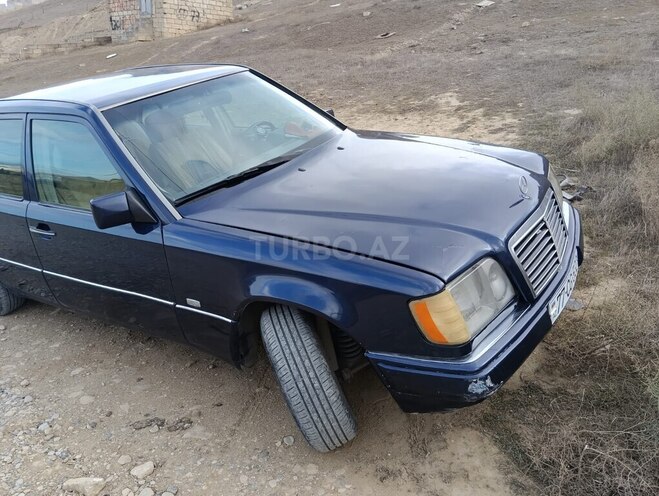 Mercedes E 220 1995, 485,000 km - 2.2 l - Bakı