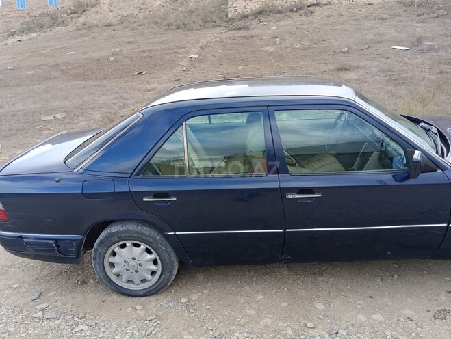 Mercedes E 220 1995, 485,000 km - 2.2 l - Bakı