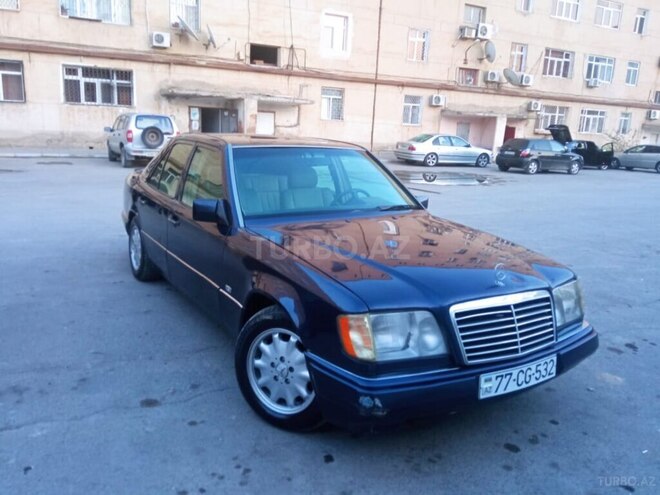 Mercedes E 220 1995, 485,000 km - 2.2 l - Bakı