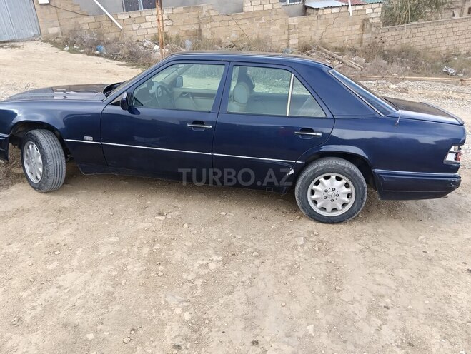 Mercedes E 220 1995, 485,000 km - 2.2 l - Bakı