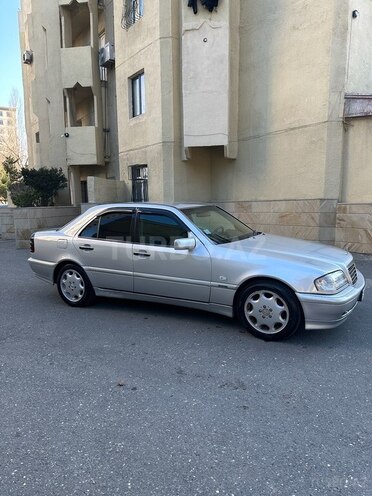 Mercedes C 200 1999, 267,000 km - 2.0 l - Bakı