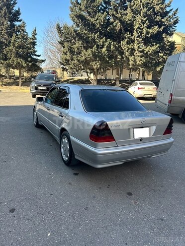 Mercedes C 200 1999, 267,000 km - 2.0 l - Bakı