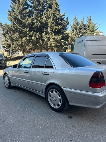Mercedes C 200 1999, 267,000 km - 2.0 l - Bakı