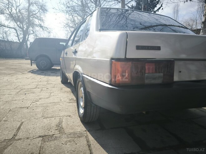 LADA (VAZ) 21099 1998, 266,000 km - 1.6 l - Salyan
