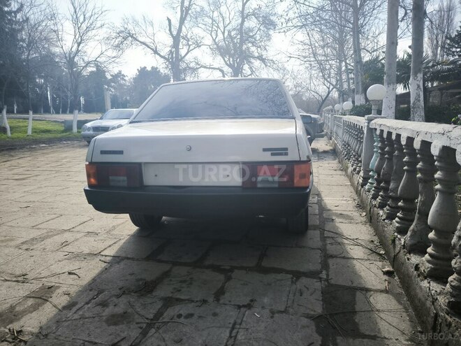 LADA (VAZ) 21099 1998, 266,000 km - 1.6 l - Salyan