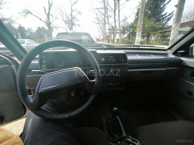 LADA (VAZ) 21099 1998, 266,000 km - 1.6 l - Salyan