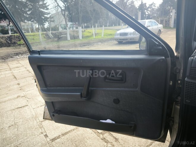 LADA (VAZ) 21099 1998, 266,000 km - 1.6 l - Salyan