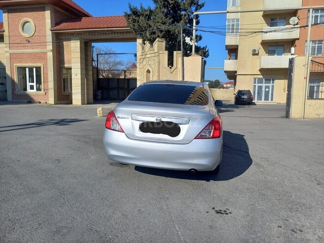 Nissan Sunny 2013, 165,480 km - 1.5 л - Bakı