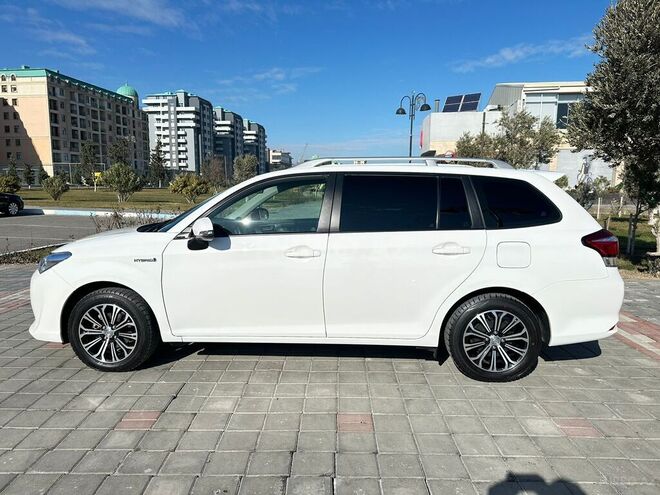 Toyota Corolla 2015, 94,000 km - 1.5 l - Sumqayıt