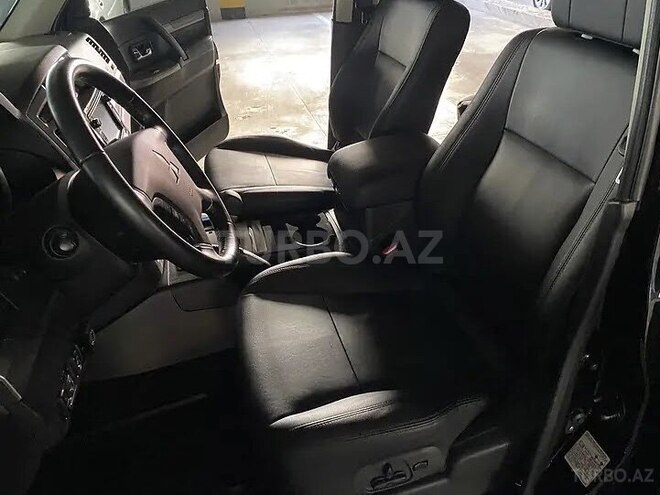 Mitsubishi Pajero 2015, 124,300 km - 3.8 l - Bakı