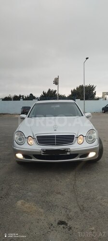 Mercedes E 240 2002, 254,000 km - 2.4 l - Bakı