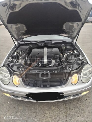 Mercedes E 240 2002, 254,000 km - 2.4 l - Bakı