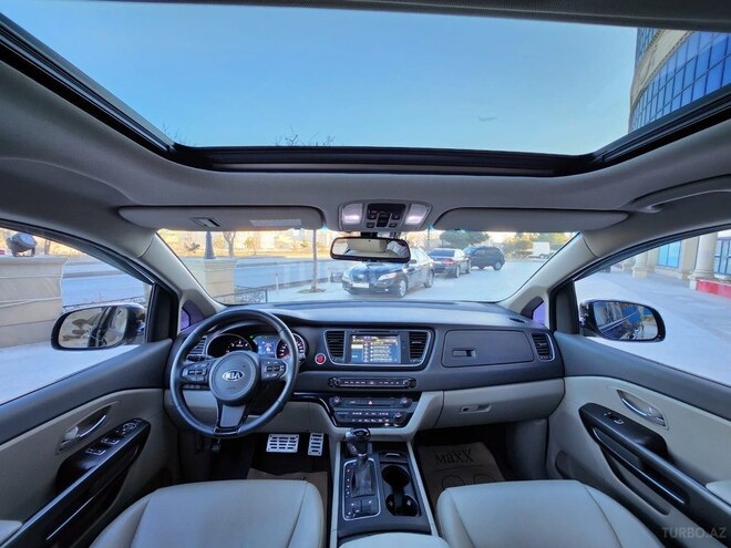 Kia Carnival 2015, 151,000 km - 2.2 l - Bakı