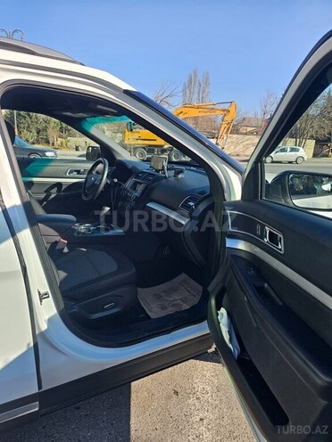 Ford Explorer 2015, 135,000 km - 2.3 l - Bakı