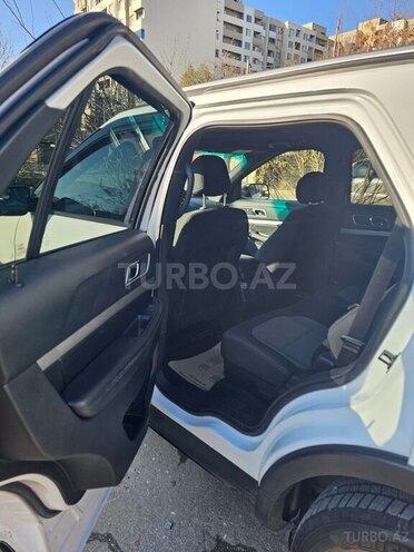 Ford Explorer 2015, 135,000 km - 2.3 l - Bakı