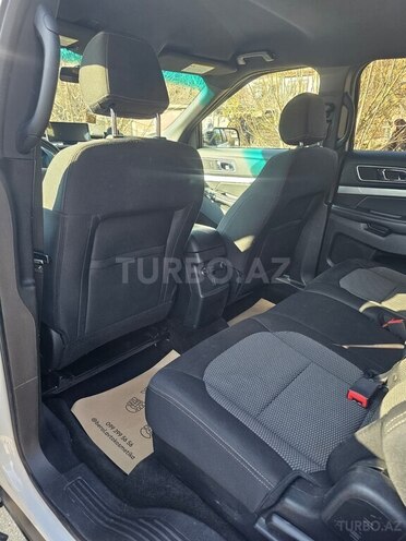 Ford Explorer 2015, 135,000 km - 2.3 l - Bakı